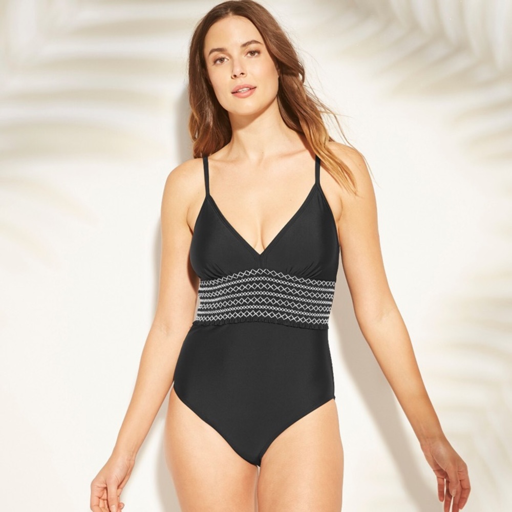 One Piece Swimsuit with Embroidery Waist